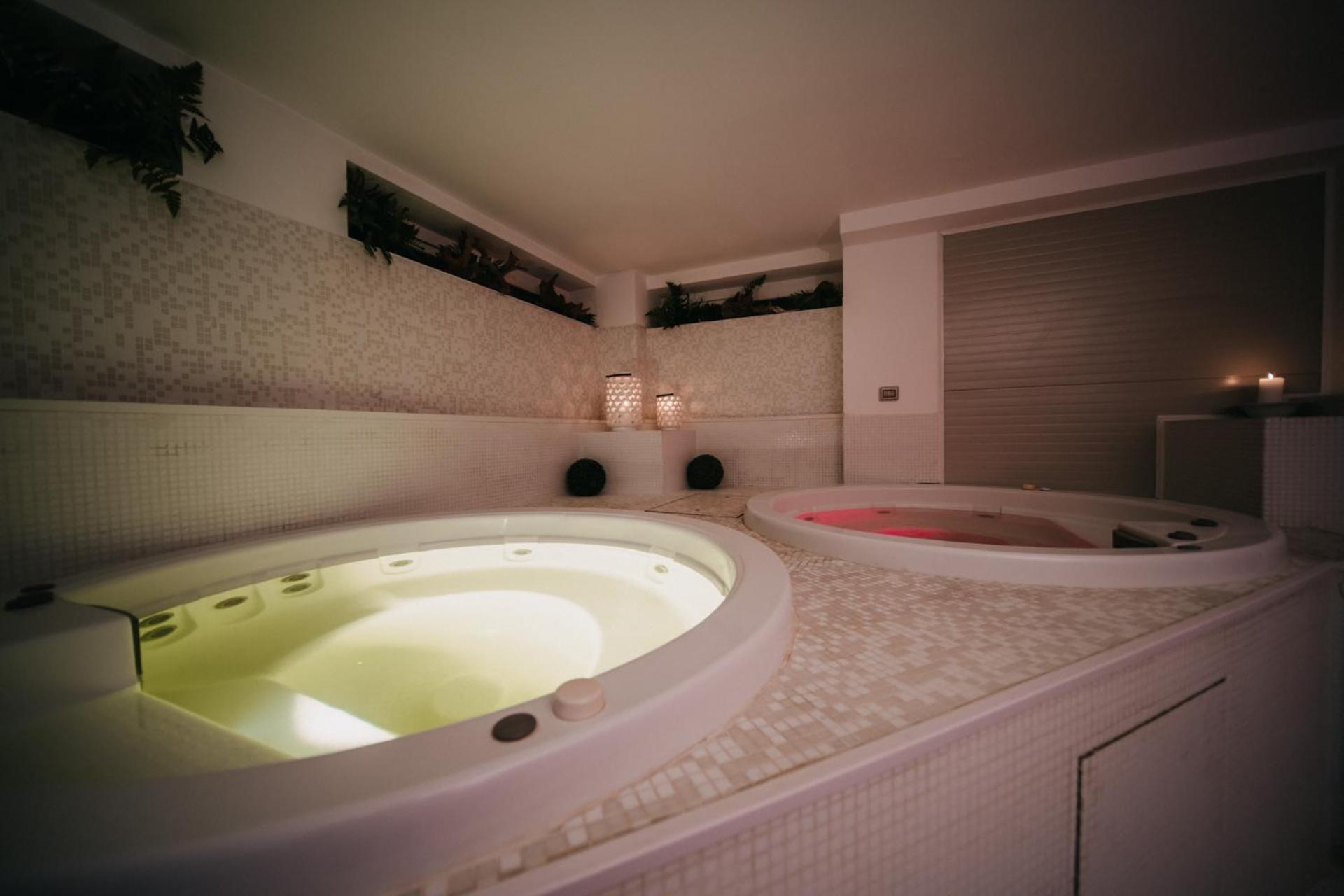 Hotel Lalla Beauty & Relax Cesenatico Eksteriør bilde