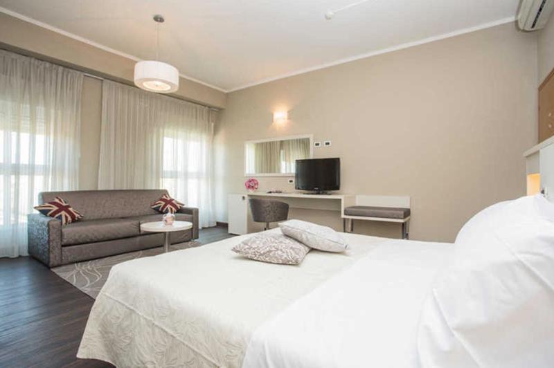 Hotel Lalla Beauty & Relax Cesenatico Eksteriør bilde