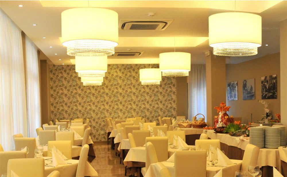 Hotel Lalla Beauty & Relax Cesenatico Eksteriør bilde